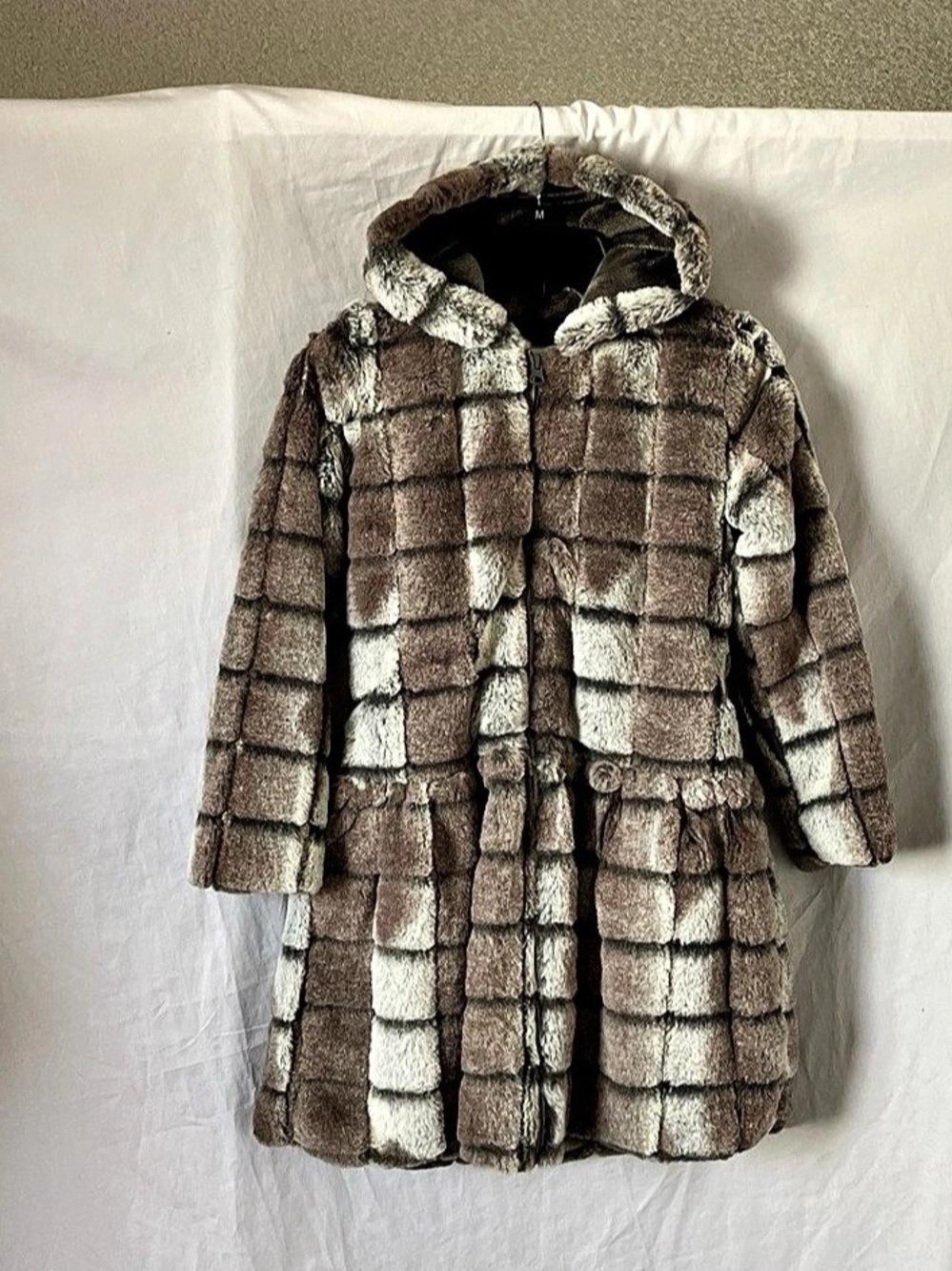 American Widgeon Faux Fur Checkered Coat Size 8